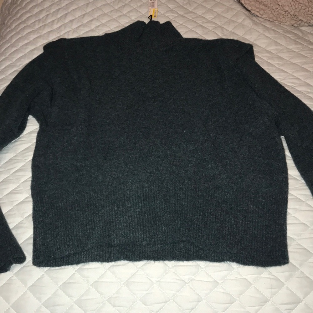 Turtle neck sweater